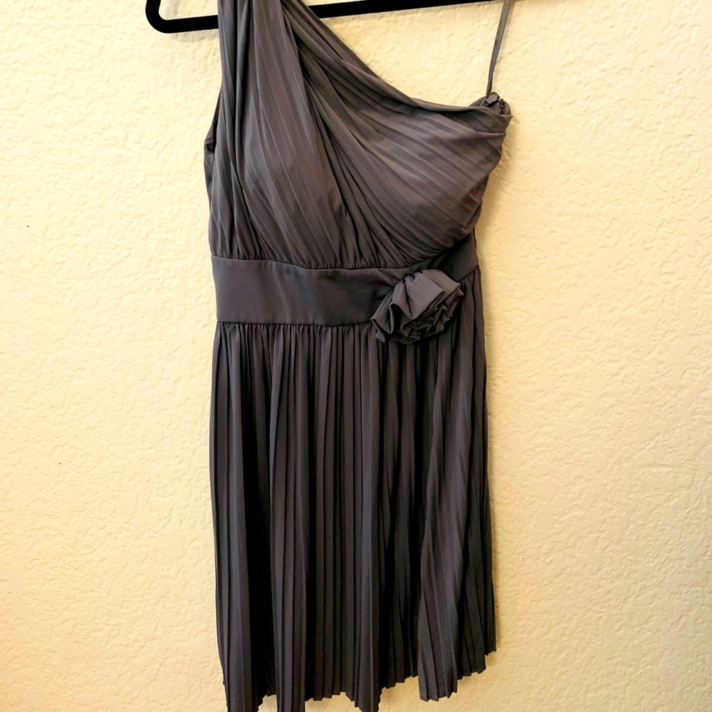 Max & Cleo size 4, silver cocktail dress.